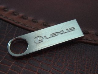 язичок на бігунок блискавки "lexus"