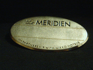 бейдж "le meridien"
