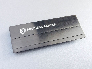 бейджи з металу "iq business center"