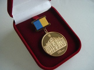 медалі національна опера України