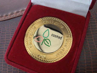 пам'ятні монети з логотипом "cosmed"