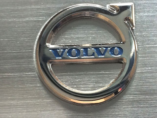 decorative souvenir plates from metal "volvo"