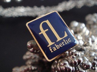 pin "faberlic"