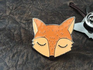 enameled pins - pins "fox"